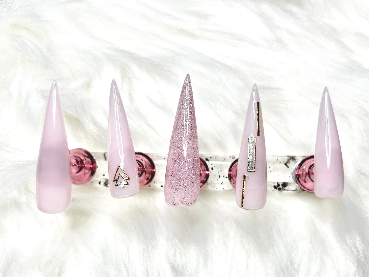 Minimal Pinky image 2