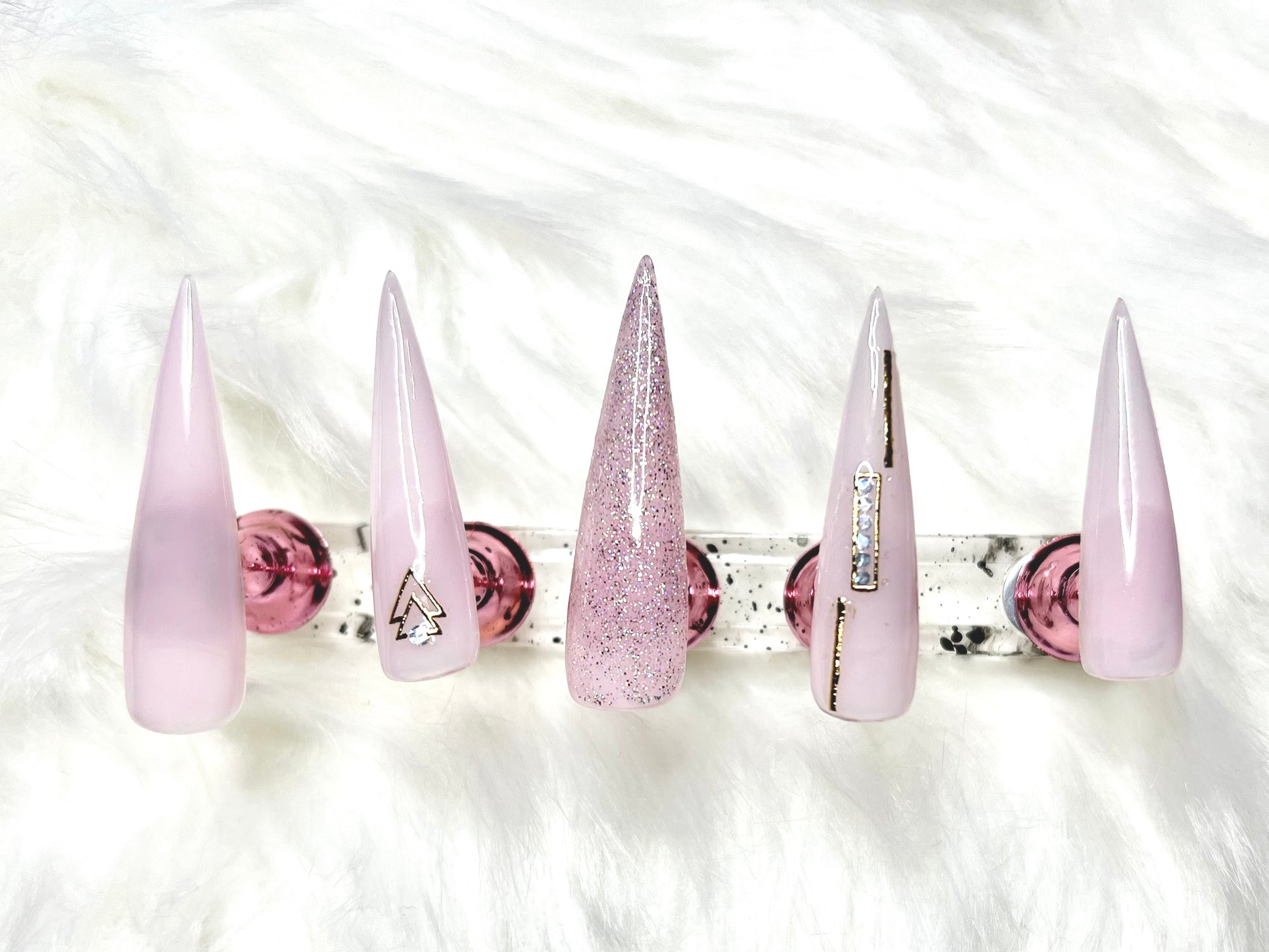 Minimal Pinky image 2